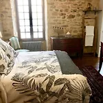 Les Petits Cousins Du Quebec - D'hotes A Bed & Breakfast Domme