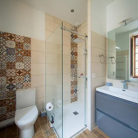 Les Petits Cousins Du Quebec - D'hotes A