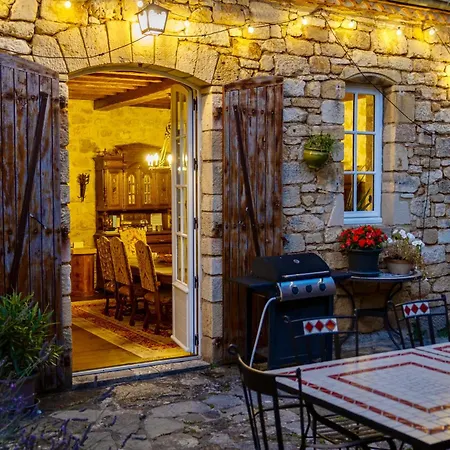 Les Petits Cousins Du Quebec - D'hotes A Bed and Breakfast 3*