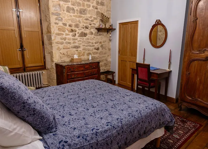 Les Petits Cousins Du Québec - D’hôtes à Alojamento de Acomodação e Pequeno-almoço Domme